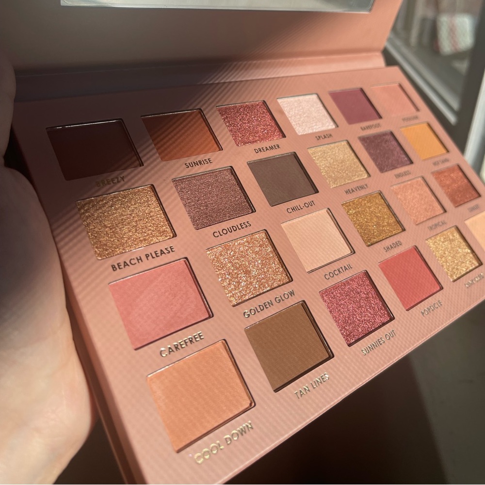 Brazilian Glow Eyeshadow Palette